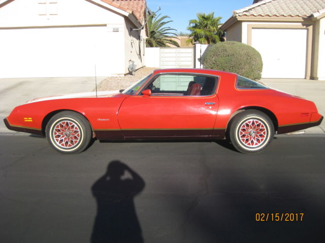 1979 Pontiac Firebird Esprit Coupe 2-Door - photo 5