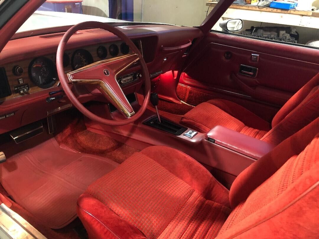 1979 Pontiac Firebird Esprit - photo 12
