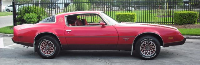 1979 Pontiac Firebird RED BIRD EDITION - photo 2