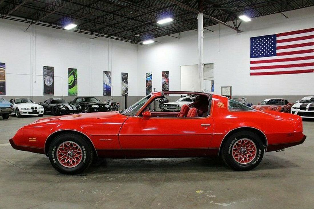 1979 Pontiac Firebird Red Bird - photo 2