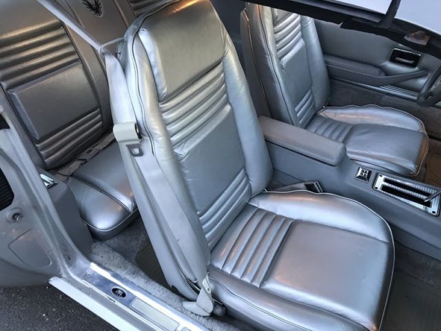 1979 Pontiac Firebird Trans-Am 10th anniversary 4105 miles - photo 6