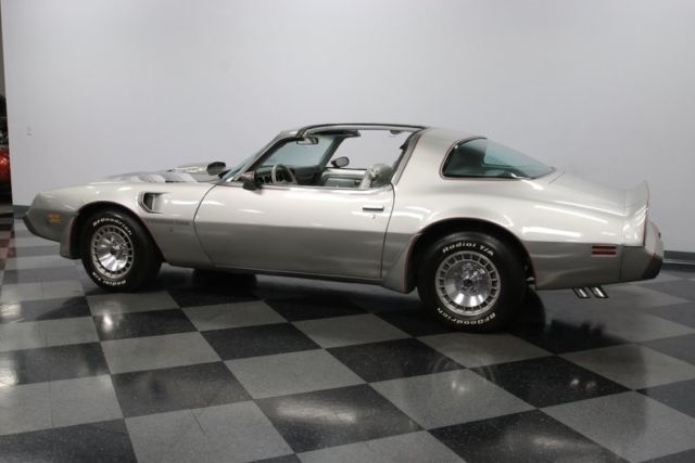 1979 Pontiac Firebird Trans Am 10th Anniversary Edition - photo 10