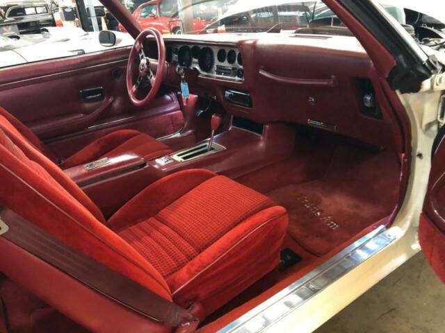 1979 Pontiac Trans Am coupe - photo 12