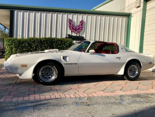 1979 Pontiac Trans Am coupe - photo 2