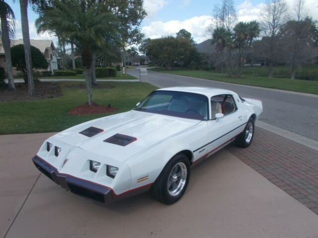 1979 PONTIAC FORMULA GORGEOUS STUNNING CONDITION 45,057 MILES ALWAYS GARAGED 1979 Pontiac Firebird FORMULA