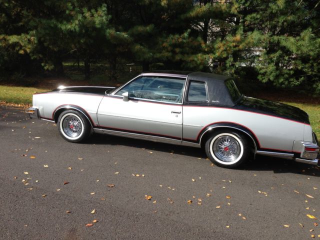 1979 Pontiac Grand Prix SJ, ORIGINAL CONDITION, GARAGED, BEAUTY - photo 2