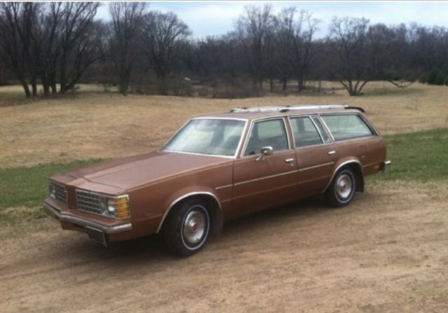 1979 Pontiac Le Mans Safari Wagon
