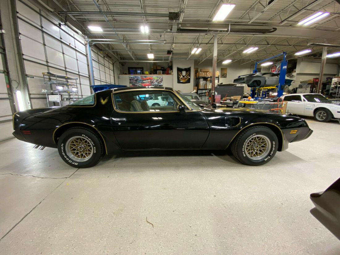 1979 Pontiac Trans Am SE 400, 4 Speed, 1 of 1107, AC, WS6, W72, Y84 - photo 7