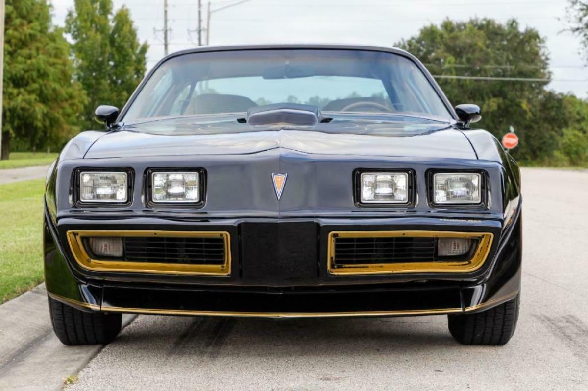 1979 Pontiac Trans Am 2 DR - photo 9