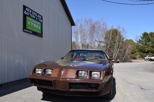 1979 Pontiac Trans Am 400ci Engine, 4 speed T-Tops - photo 2