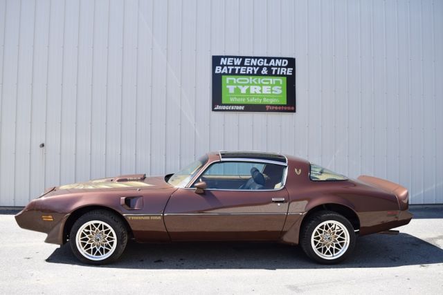 1979 Pontiac Trans Am 400ci Engine, 4 speed T-Tops - photo 5