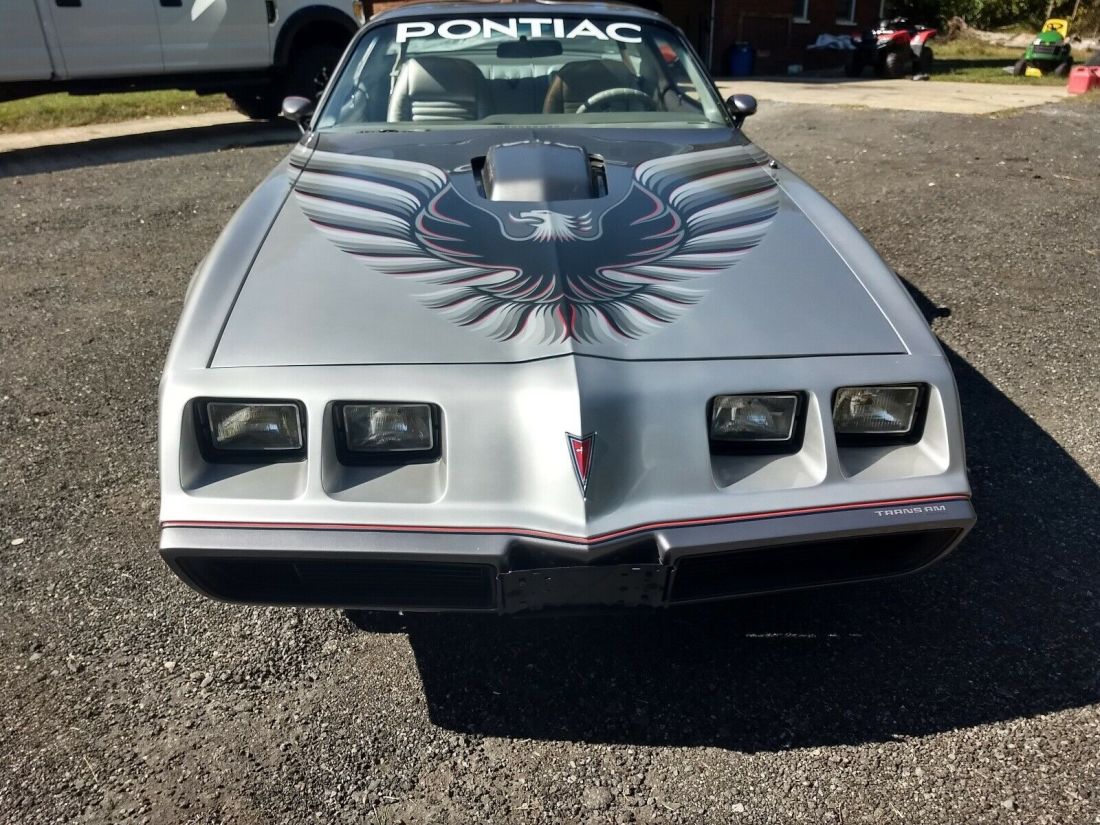 1979 Pontiac Trans Am 10 anniversary silver edition - photo 6