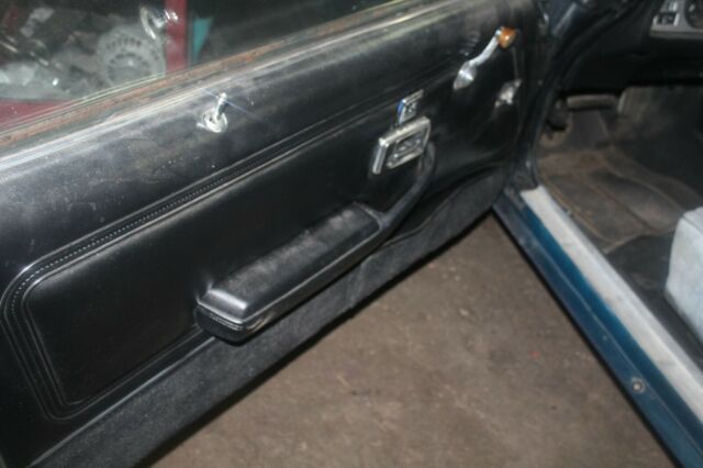 1979 Pontiac Trans Am 2-door coupe - photo 11