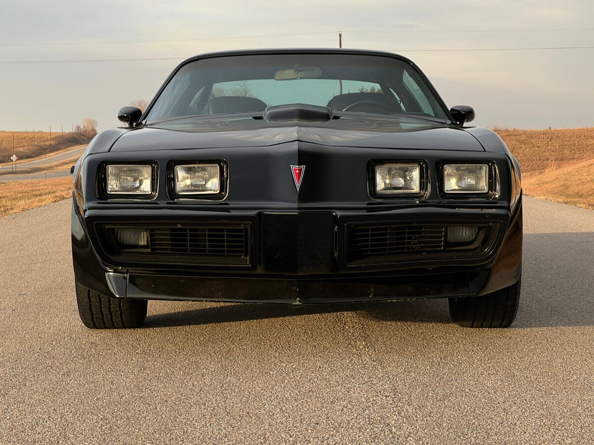 1979 Pontiac Trans Am W72 400 - 4spd, AC, 38k miles, WS6, Black on Black - photo 3