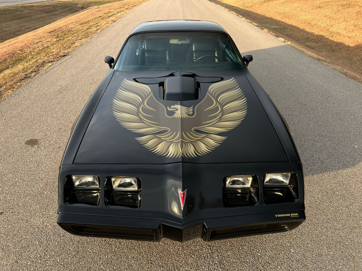 1979 Pontiac Trans Am W72 400 - 4spd, AC, 38k miles, WS6, Black on Black - photo 4