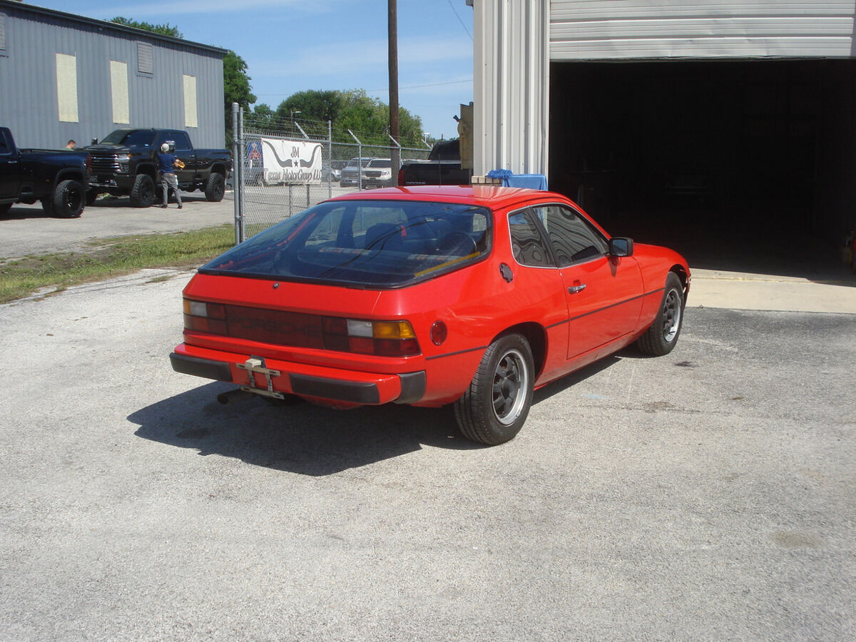 1979 Porsche 924 - photo 2