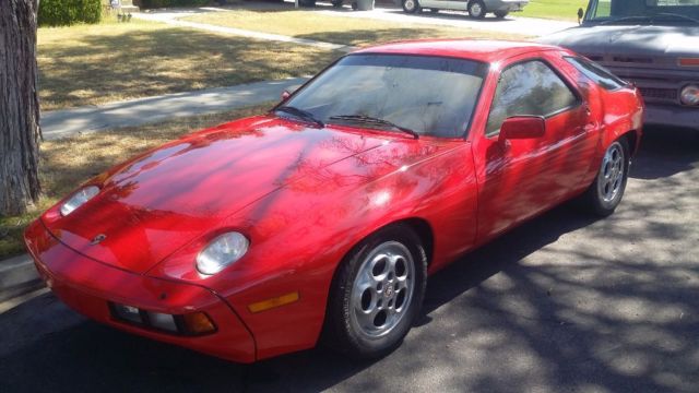 1979 Porsche 928 5 speed 50k miles red on black barn find 1979 Porsche 928