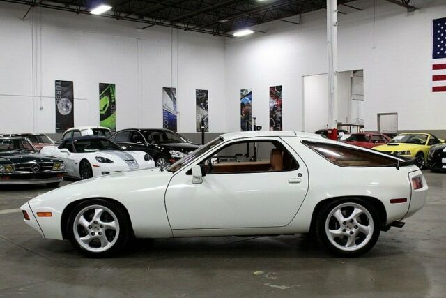 1979 Porsche 928 -- - photo 2