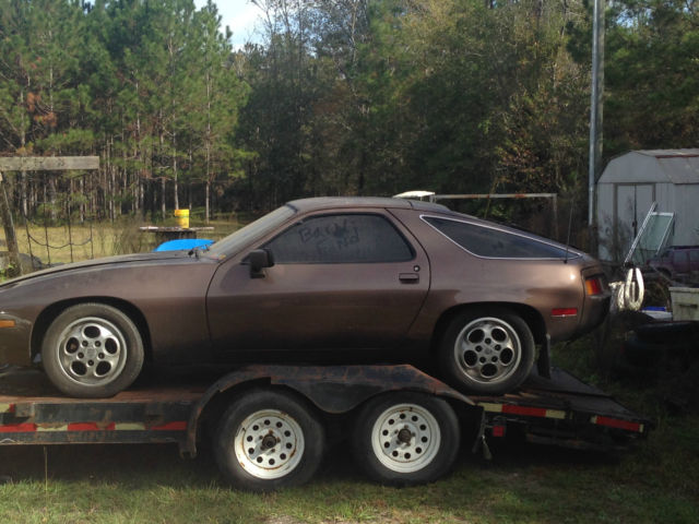 1979 Porsche 928 Base Coupe 2-Door 4.5L 1979 Porsche 928