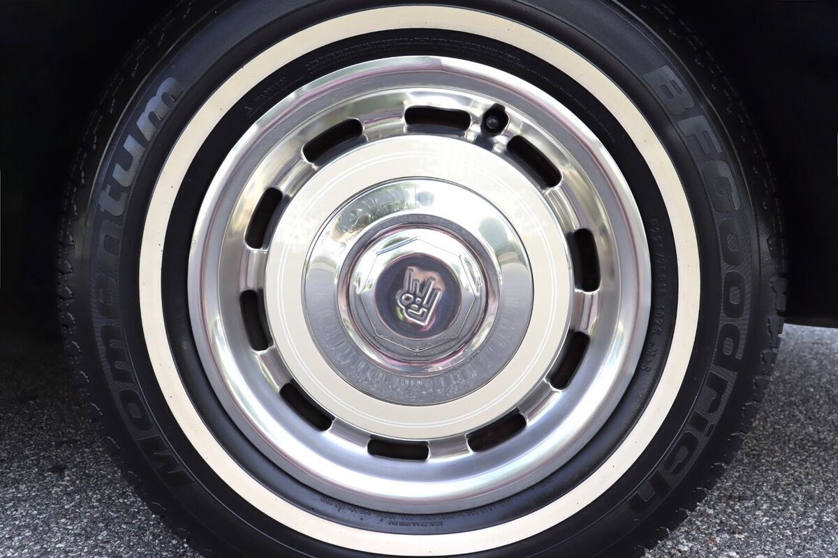 1979 Rolls-Royce Silver Shadow II - photo 12