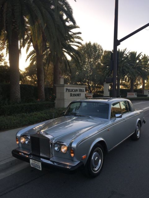 1979 Rolls-Royce Silver Shadow 75th anniversary silver and red - photo 5