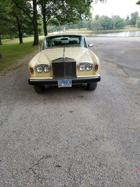 1979 Rolls-Royce Silver Shadow II in Champagne. Car runs 1979 Rolls-Royce Silver Shadow