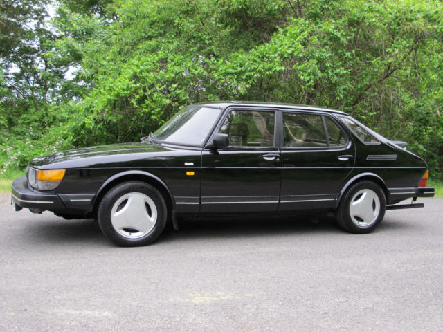 1979 Saab 900 - photo 2