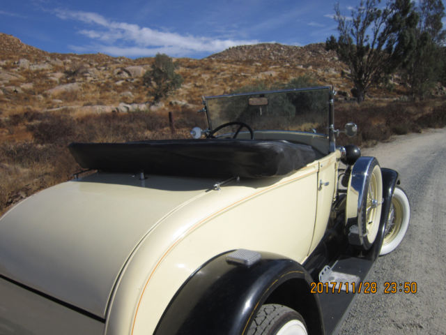 1928 Ford Model A Black and Cream - photo 7
