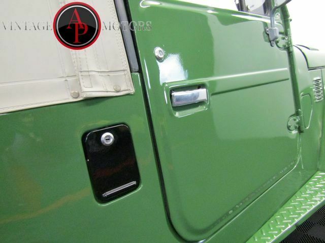 1979 Toyota FJ Cruiser FRAME OFF RESTO. FACTORY SOFT TOP - photo 8
