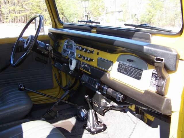 1979 Toyota Land Cruiser FJ40 - photo 5