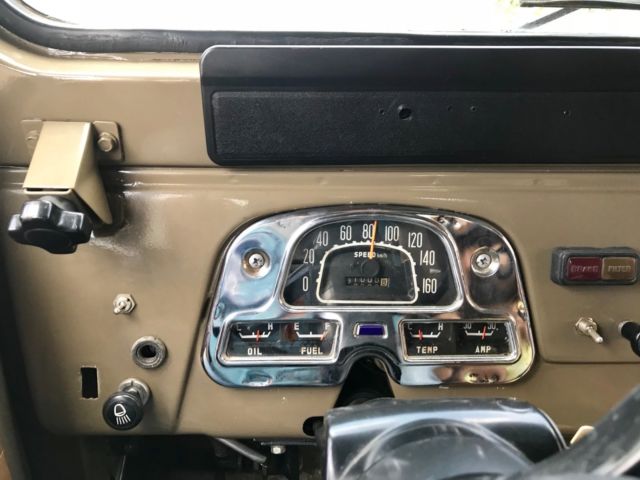 1979 Toyota Land Cruiser BJ40 - photo 12