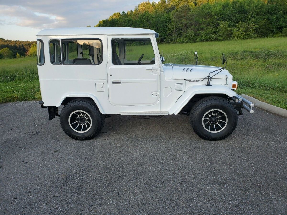 1979 Toyota Land Cruiser BJ41 DIESEL RESTORED 53,996 MILES - photo 4