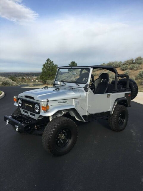 1979 Toyota Land Cruiser FJ40 Original I6 & Frame-Off Restoration w/ 914 Miles - photo 9