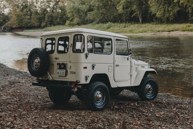 1979 Toyota Land Cruiser FJ40 - photo 4