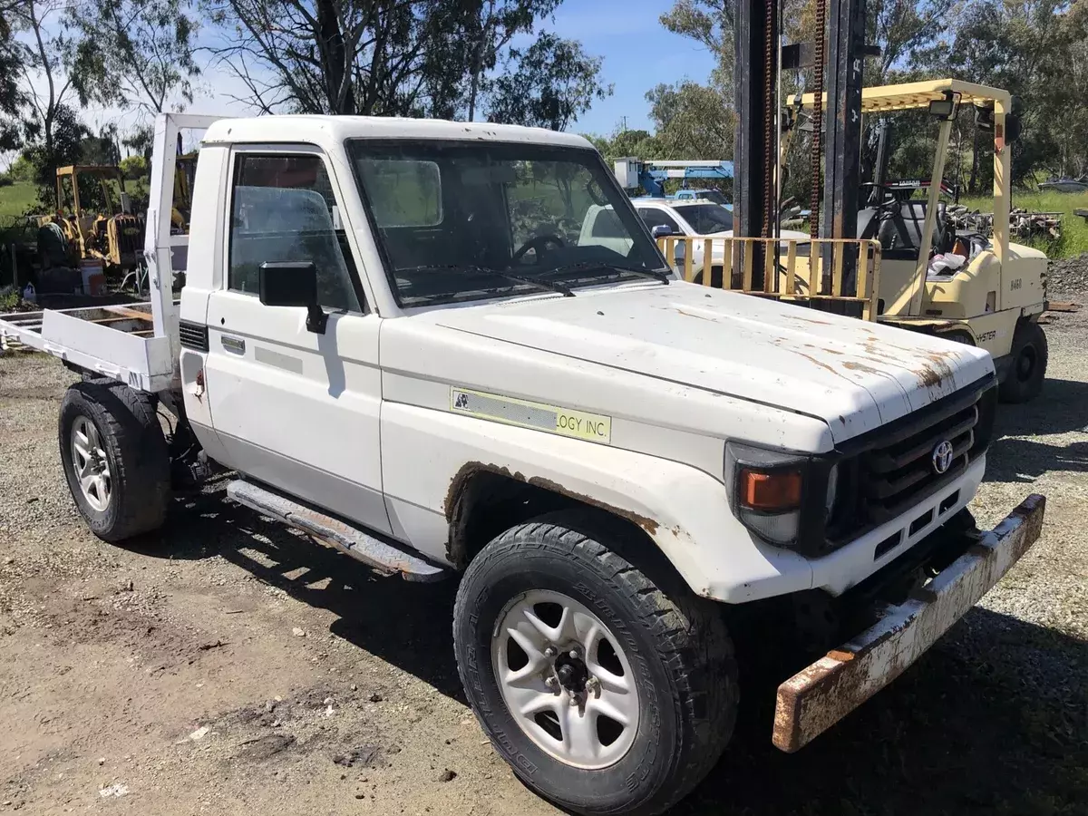 1979 Toyota Land Cruiser Pickup White Hilux Land Cruiser 1979 Toyota Land Cruiser Hilux Land Cruiser