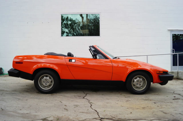 1979 Triumph TR-7 Convertible Carmine Red with Beige Tartan Check Cloth - photo 3