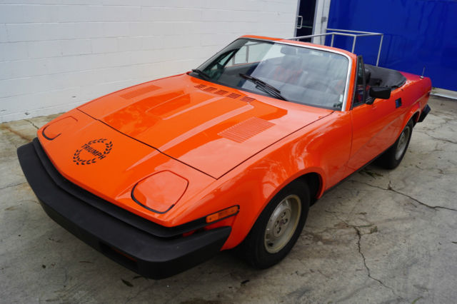 1979 Triumph TR-7 Convertible Carmine Red with Beige Tartan Check Cloth - photo 4