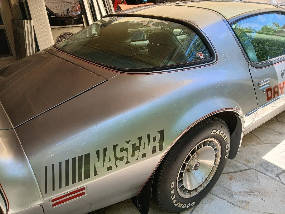 1979 Pontiac Trans Am 10 TH ANNIVERSARY TRANS AM - photo 2