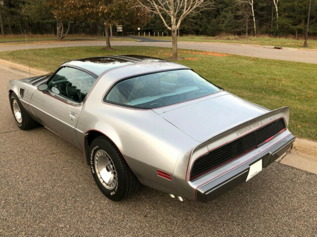1979 Pontiac Trans Am 10th Anniversary, 6.6 Litre - Auto, 53k miles - photo 5