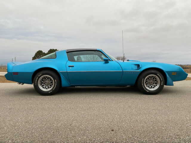 1979 Pontiac Trans Am , 6.6L V8, WS6, Auto, Atlantis Blue, 35k miles - photo 10