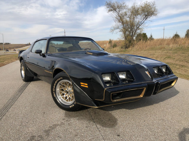 1979 Pontiac TransAm SE, WS6, W72 TA 6.6 - 4 Speed / 1 of 1107, Loaded - photo 2