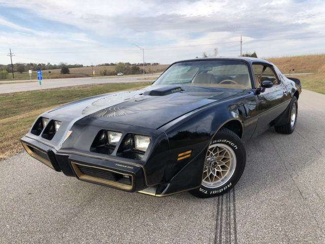 1979 Pontiac TransAm SE, WS6, W72 TA 6.6 - 4 Speed / 1 of 1107, Loaded - photo 4
