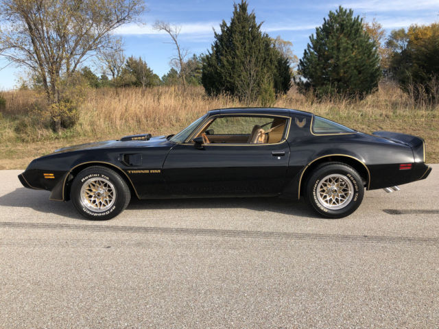 1979 Pontiac TransAm SE, WS6, W72 TA 6.6 - 4 Speed / 1 of 1107, Loaded - photo 9