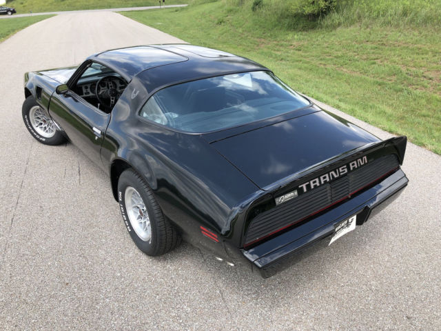 1979 Pontiac Trans Am - 16,599 miles, 4spd, WS6 T-Tops - Survivor - photo 6