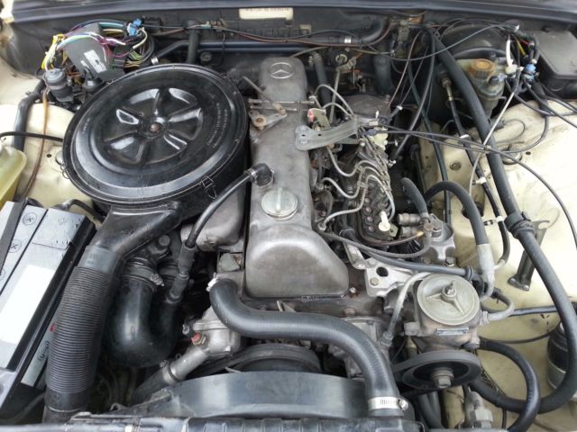 1979 Mercedes-Benz 300-Series - photo 12