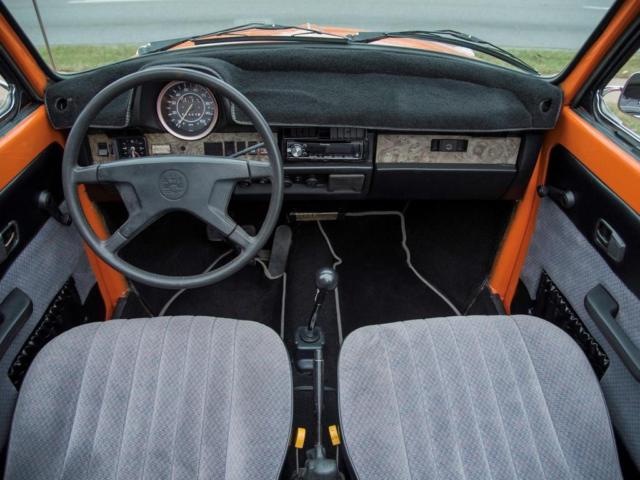 1979 Volkswagen Beetle-New New Paint and Interior.. Runs and drives excellent - photo 2