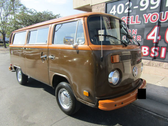 1979 Volkswagen Bus 4-Speed Sunroof Middle Row Bench Seat Rav Vanagon VW Wagon 1979 Volkswagen Bus/Vanagon