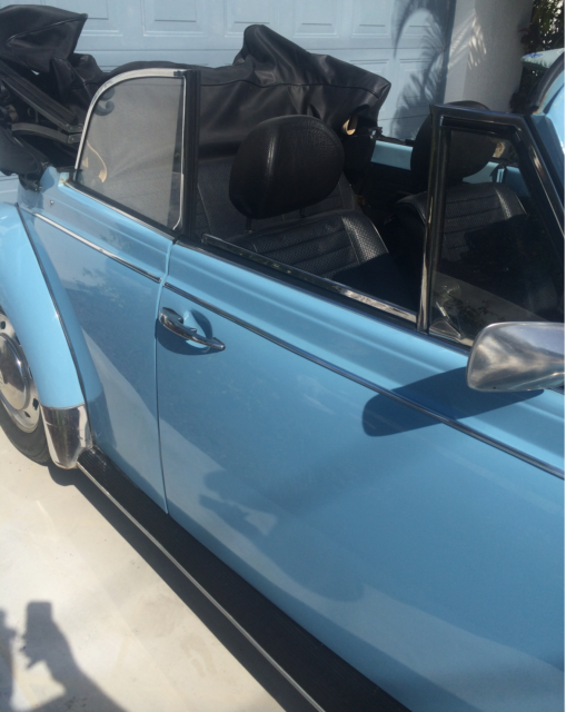 1979 Volkswagen Beetle - Classic Black convertible top - photo 4