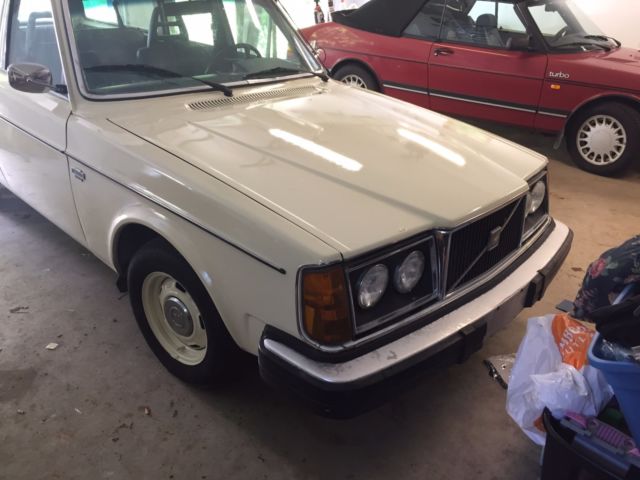 1979 Volvo 240 DL Wagon 4-Door - photo 5