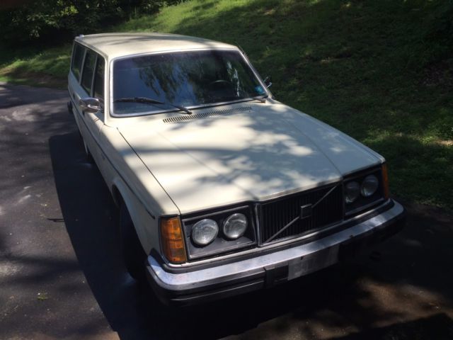 1979 Volvo 240 DL Wagon 4-Door - photo 6